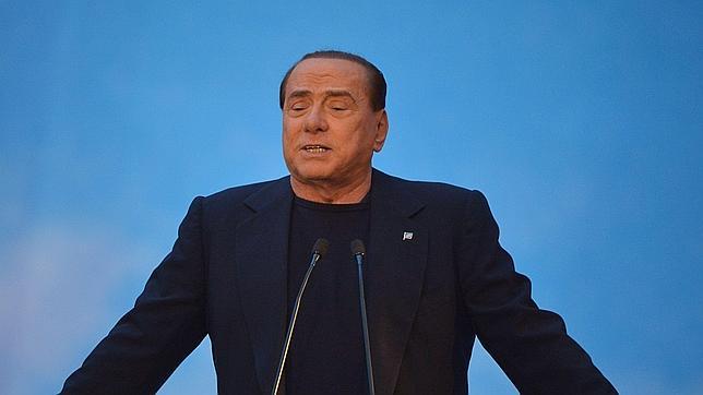 Berlusconi, antes de la votación en el Senado: «Hoy es un día de luto para Italia»