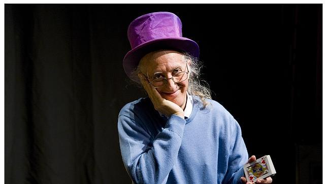 Juan Tamariz: «Si tuviera poderes sobrenaturales haría desaparecer la crisis»