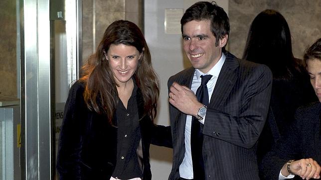 El bebé que esperan José María Aznar Jr. y su mujer es un niño y se llamará José María