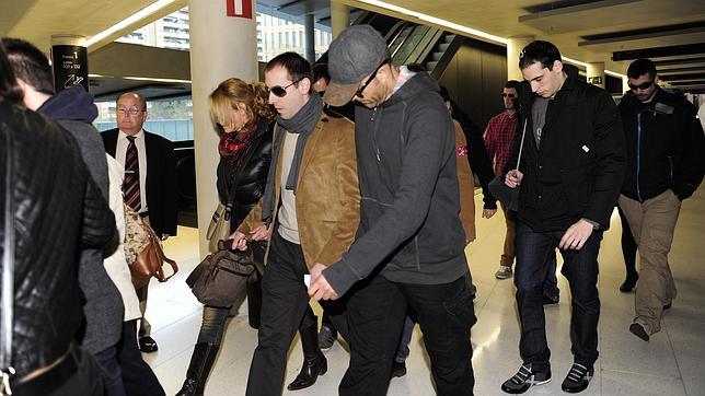 La juez del «caso Raval» cita a una testigo que borró ante una mossa fotos del arresto