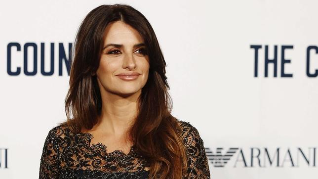 Penélope Cruz achaca su nueva delgadez a la lactancia