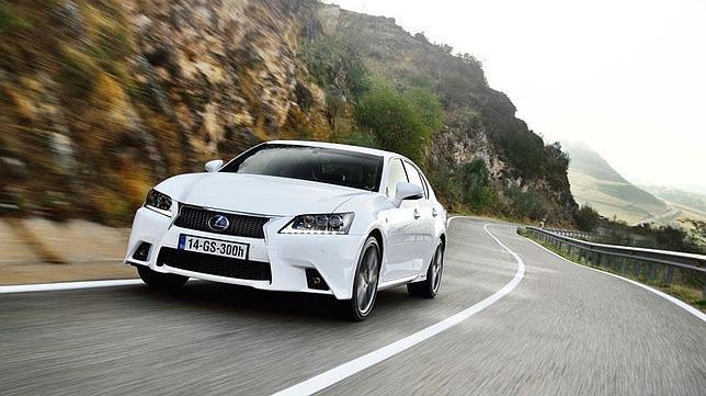Nuevo Lexus GS 300h, un híbrido más accesible