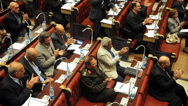 Egipto tiene ya otra Constitución sin consenso