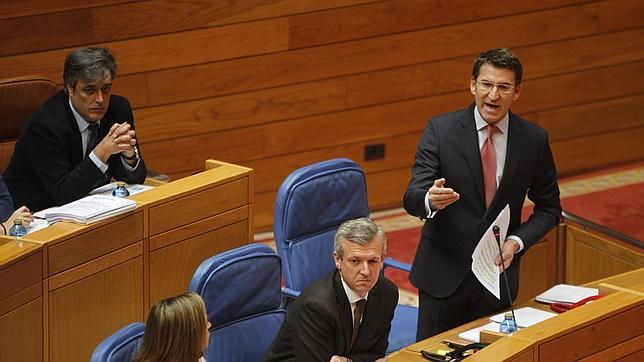 Feijóo, a Díaz: «Si le miente a los suyos, ¡cómo no le va a mentir a Galicia entera!»