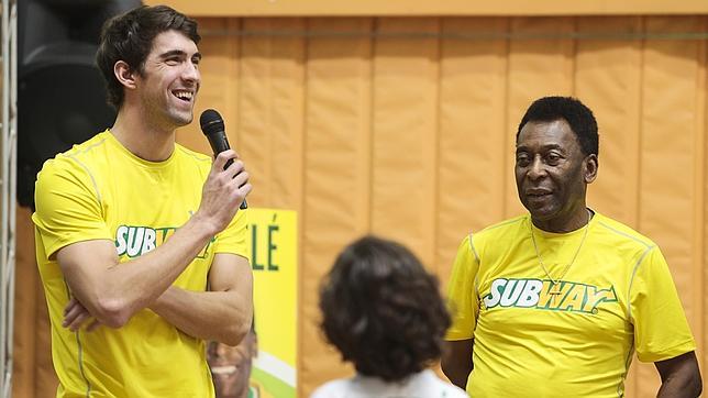 Phelps se plantea volver en los Juegos de Río 2016