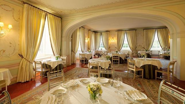 La presencia del restaurante Vila Joya, con dos estrellas Michelin, es uno de los grandes atractivos