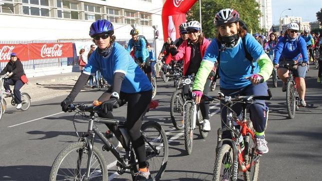 El casco en bici será obligatorio en la ciudad para los menores de 16 años