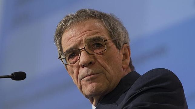 Telefónica sale del consejo de Telecom Italia y estudia acciones legales contra el regulador brasileño