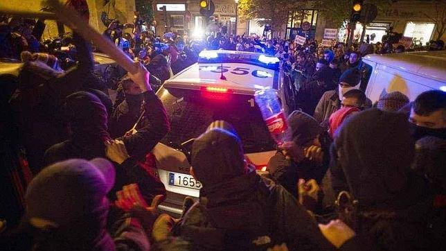 Otros 7 detenidos por atacar a la Policía durante el Rodea el Congreso del 14-D