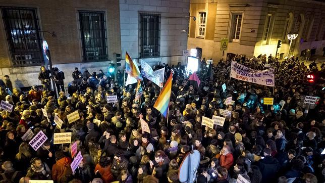 Tres detenidos durante la manifestación en contra de la reforma de la ley del aborto