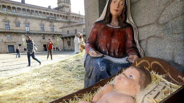 Roban el rey mago Baltasar del Belén del Obradoiro