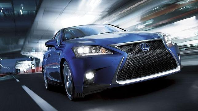 Lexus lanza el nuevo CT 200h