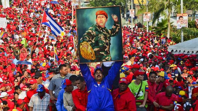 El culto a Chávez comienza desde la escuela