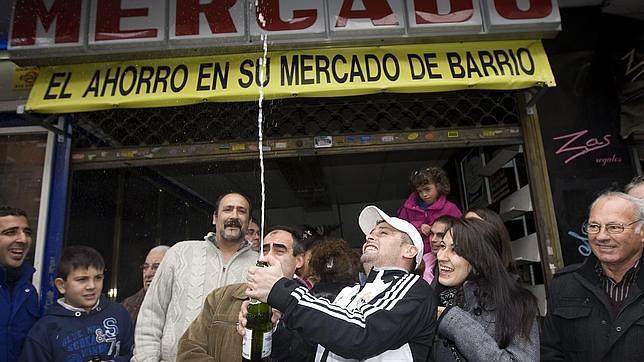 La Lotería del Niño toca más que la Lotería de Navidad
