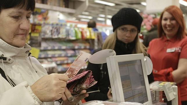 El IPC interanual se sitúa en el 0,2% en diciembre, en mínimo histórico
