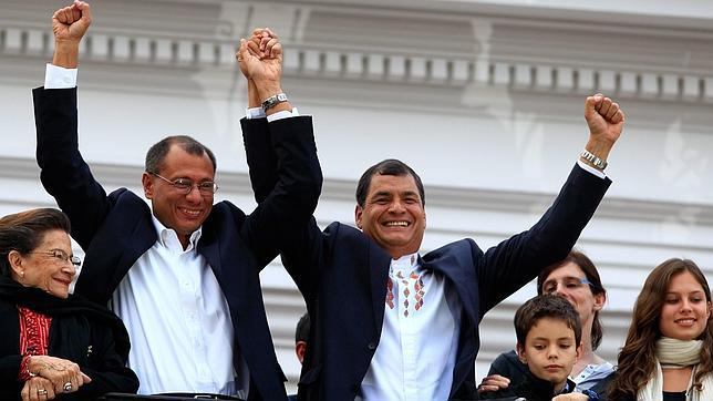 Correa enjuiciará a dos políticos de la oposición por «hackear» su correo