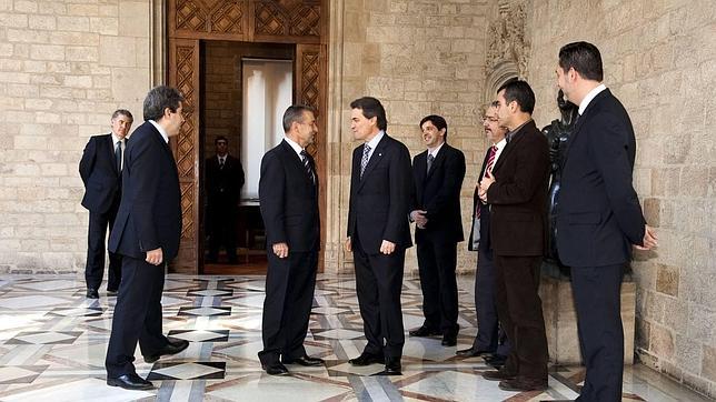 El Gobierno canario da cobijo al «hombre fuerte» de Mas con Rivero en La Moncloa