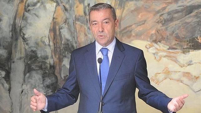 Paulino Rivero se manifiesta de manera «muy clara» contra la reforma de la ley del aborto