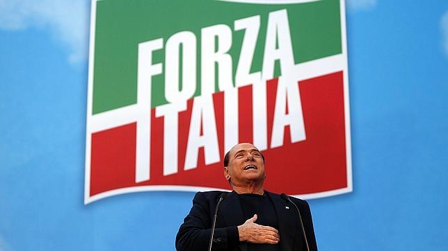 Berlusconi quiere encabezar su partido en las próximas elecciones europeas