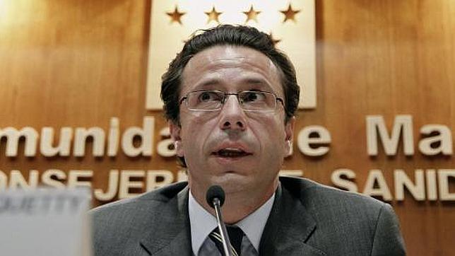 Lasquetty critica la «chulería» y el «tono amenazador» de Gómez tras la decisión del TSJM