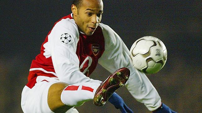 Thierry Henry, con el Arsenal en 2003