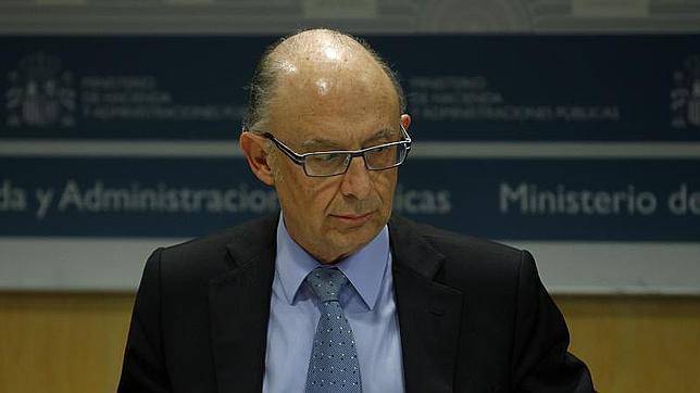 Hacienda estudiará la tributación de las familias en la próxima reforma tributaria