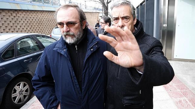 «¿A ti quién te paga, payaso?»