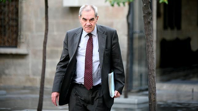 Ernest Maragall anima a los críticos del PSC a romper la disciplina y a votar «sí»