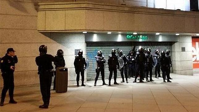 30 manifestantes se cuelan en el Corte Inglés de Callao en las protestas por el Gamonal