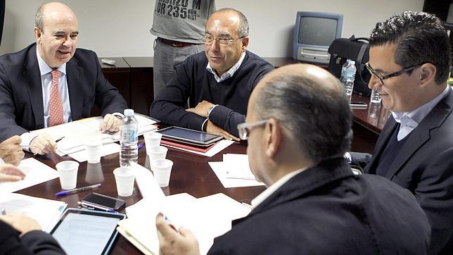 PSOE y Coalición Canaria recurrirán ante el TC la ley de administración local