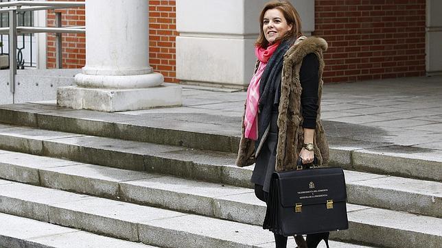 Santamaría reitera que la consulta que pide el Parlamento catalán es imposible