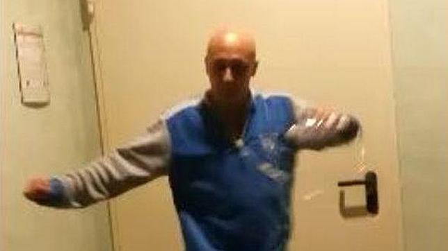 El conmovedor baile de un enfermo de cáncer