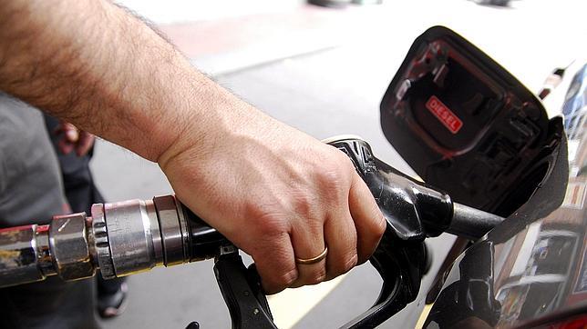 Los precios de los carburantes están en su nivel más bajo en los últimos 18 meses