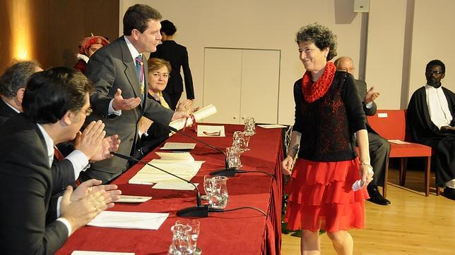 Teresa Escobar, feliz con su distinción