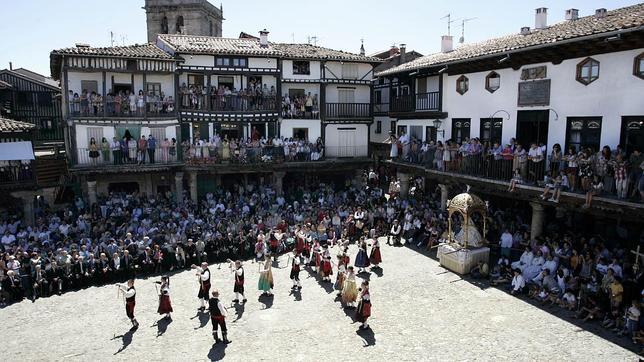 La Alberca durante una de sus fiestas patronales