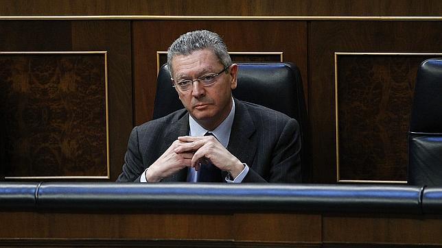 El Gobierno estudia permitir el aborto en caso de malformación grave del feto