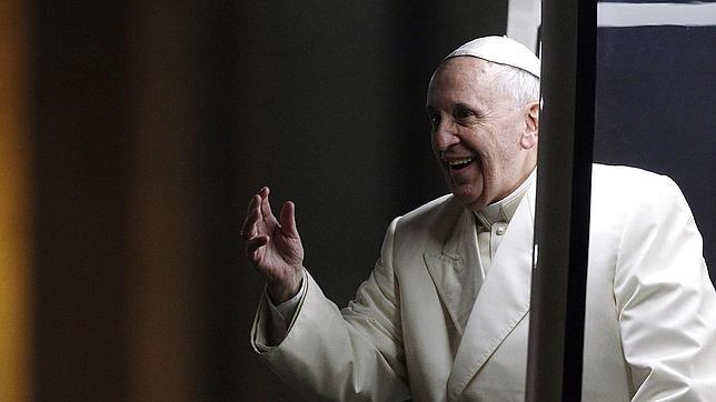 El Papa le pide al expresidente Duhalde que reconstruya una «mesa de diálogo» en Argentina