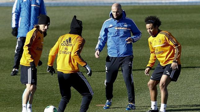 Zidane, listo para entrenar