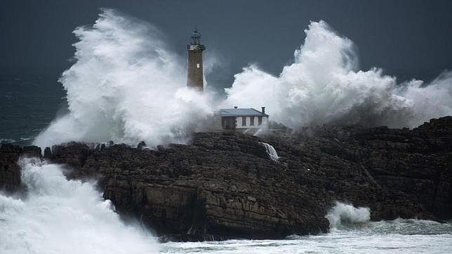 Alerta en 37 provincias por nieve, aludes, olas y rachas de viento de hasta 100 km/h