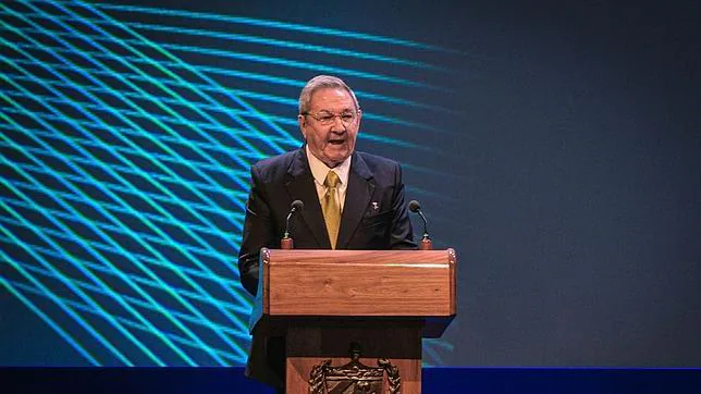 Raúl Castro llama a la cooperación ante las nuevas amenazas como el espionaje de EE.UU.