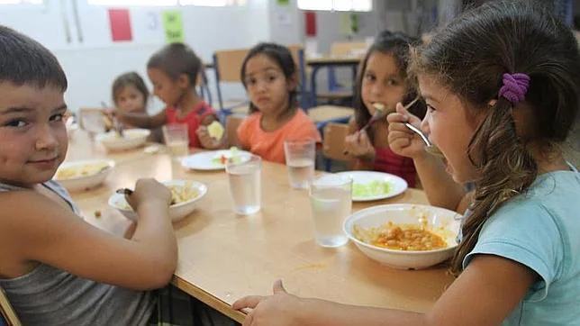 Uno de cada tres niños españoles vive en riesgo de pobreza