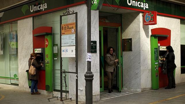Las instituciones dan el visto bueno a las exigencias de Unicaja para adquirir Ceiss