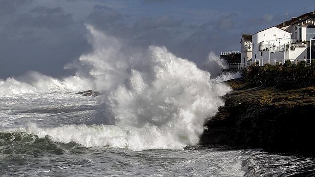 La alerta roja vuelve a la costa gallega