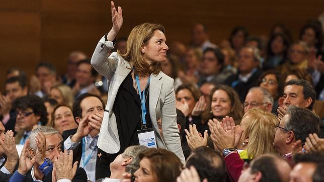 Objetivo, legitimar a Arantza Quiroga