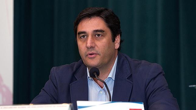 Echániz apunta que el Hospital de Toledo estará en 2016 «como muy pronto»