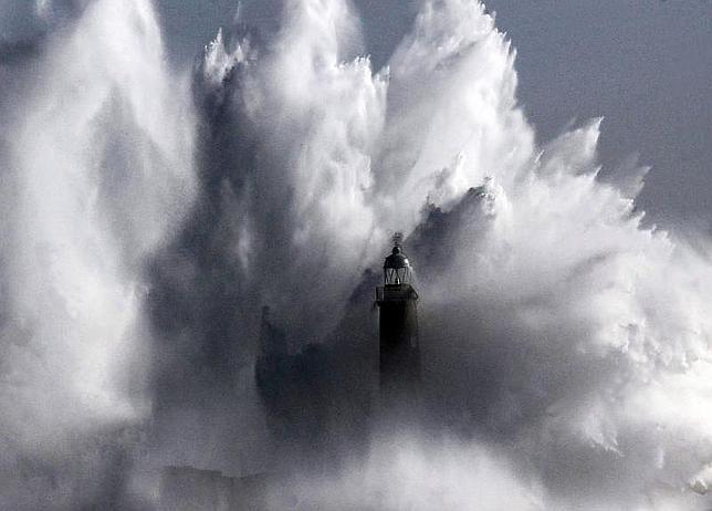 La tercera ciclogénesis explosiva en menos de una semana golpea España