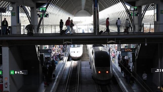 Renfe pacta con los sindicatos un ERE voluntario para 500 trabajadores