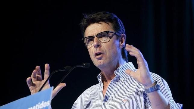 El Gobierno propone que las grandes eléctricas paguen el 99% del bono social