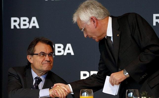 Mas dice que si no se aprueba la tasa no habrá recursos para el audiovisual catalán