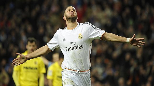 Benzema supera la presión del entorno